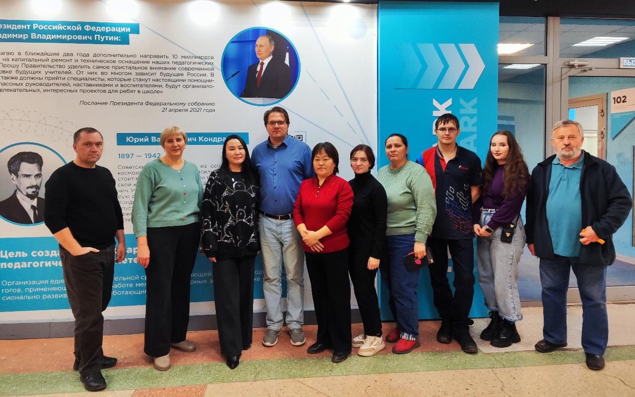 ФОТО к новости: Уроки труда XXI века: в НГПУ создано современное технологическое пространство для педагогов