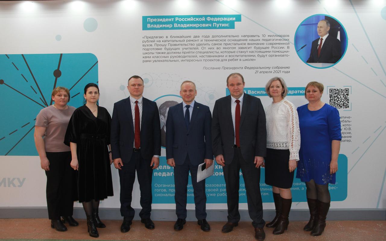 ФОТО к новости: НГПУ и Кыштовский район: стратегическая задача обеспечения школ кадрами решается сообща