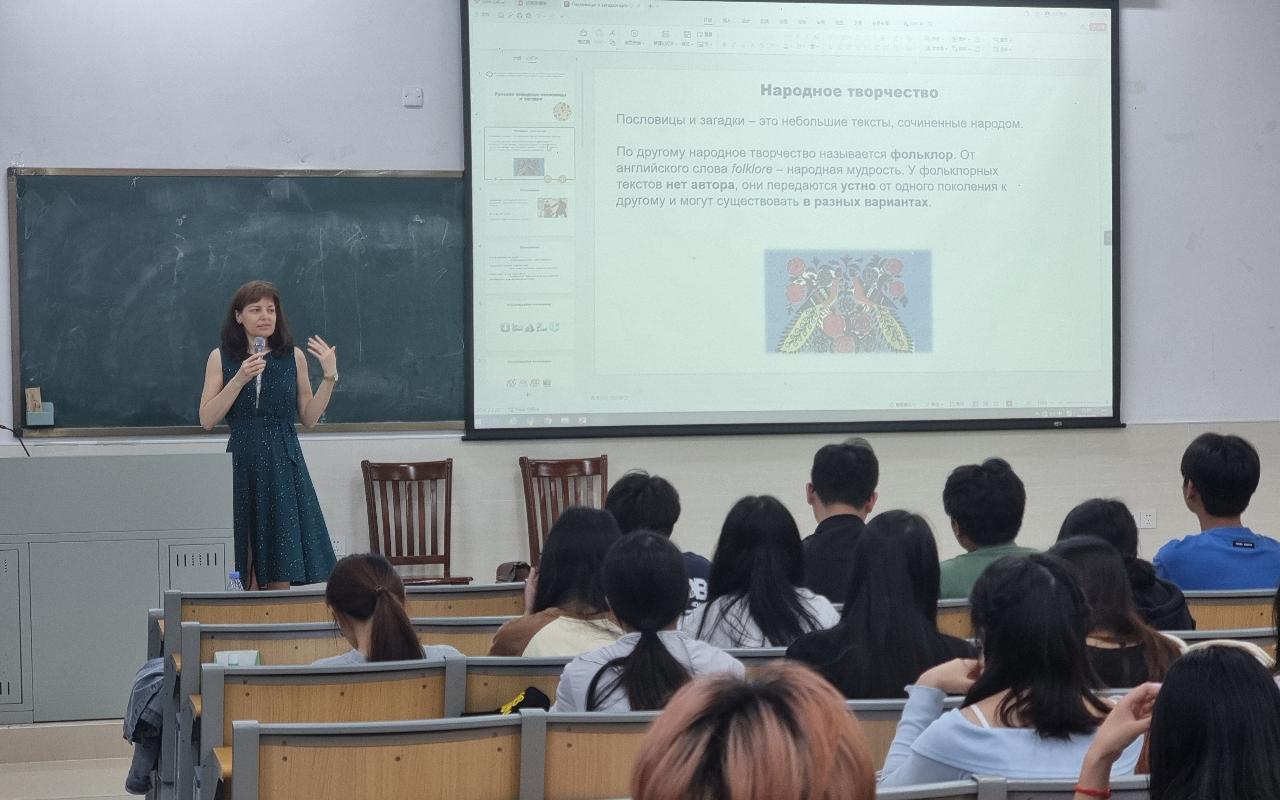 ФОТО к новости: НГПУ развивает сетевое сотрудничество с вузами Китая