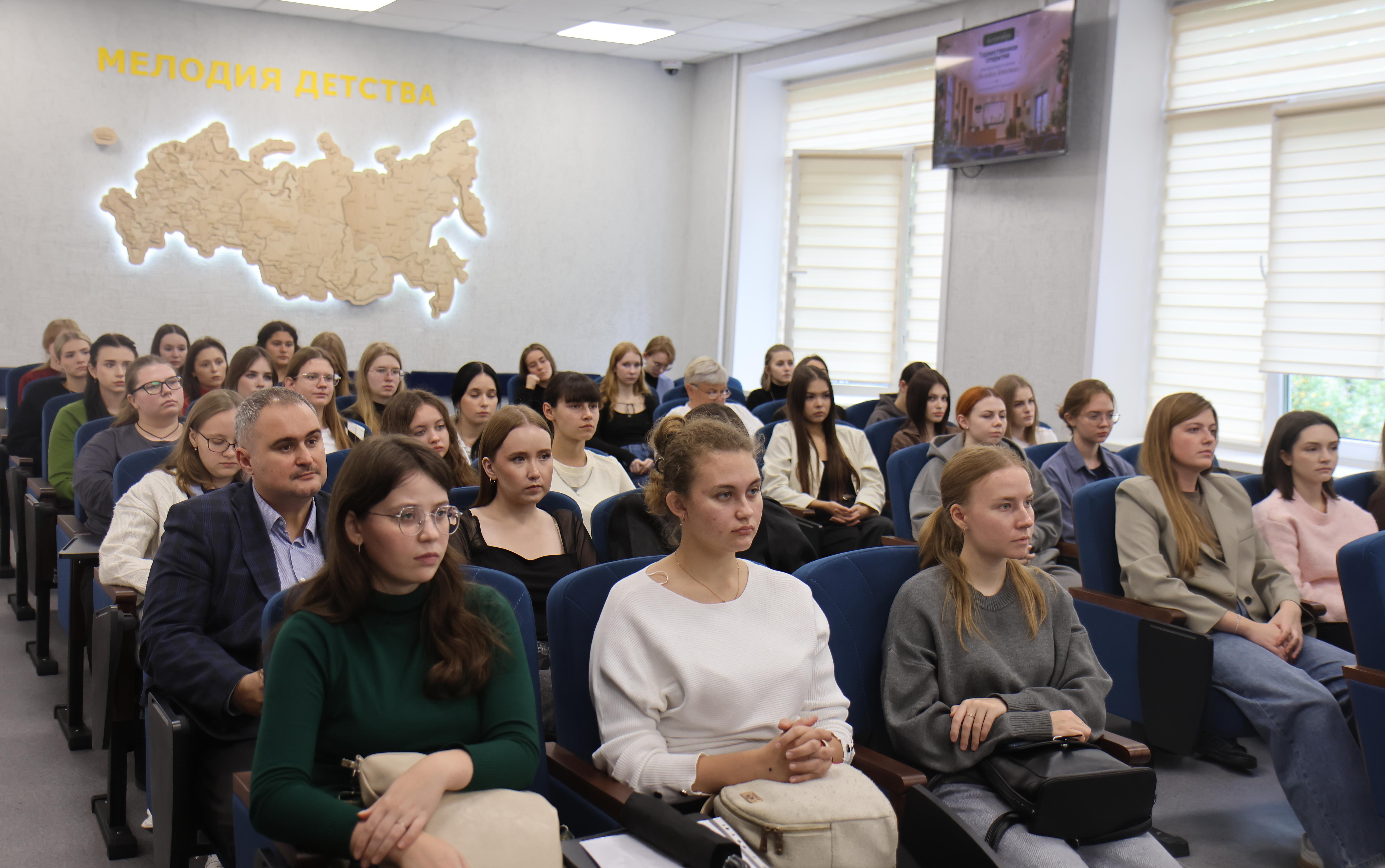 ФОТО к новости: «Мелодия детства» зазвучала в НГПУ
