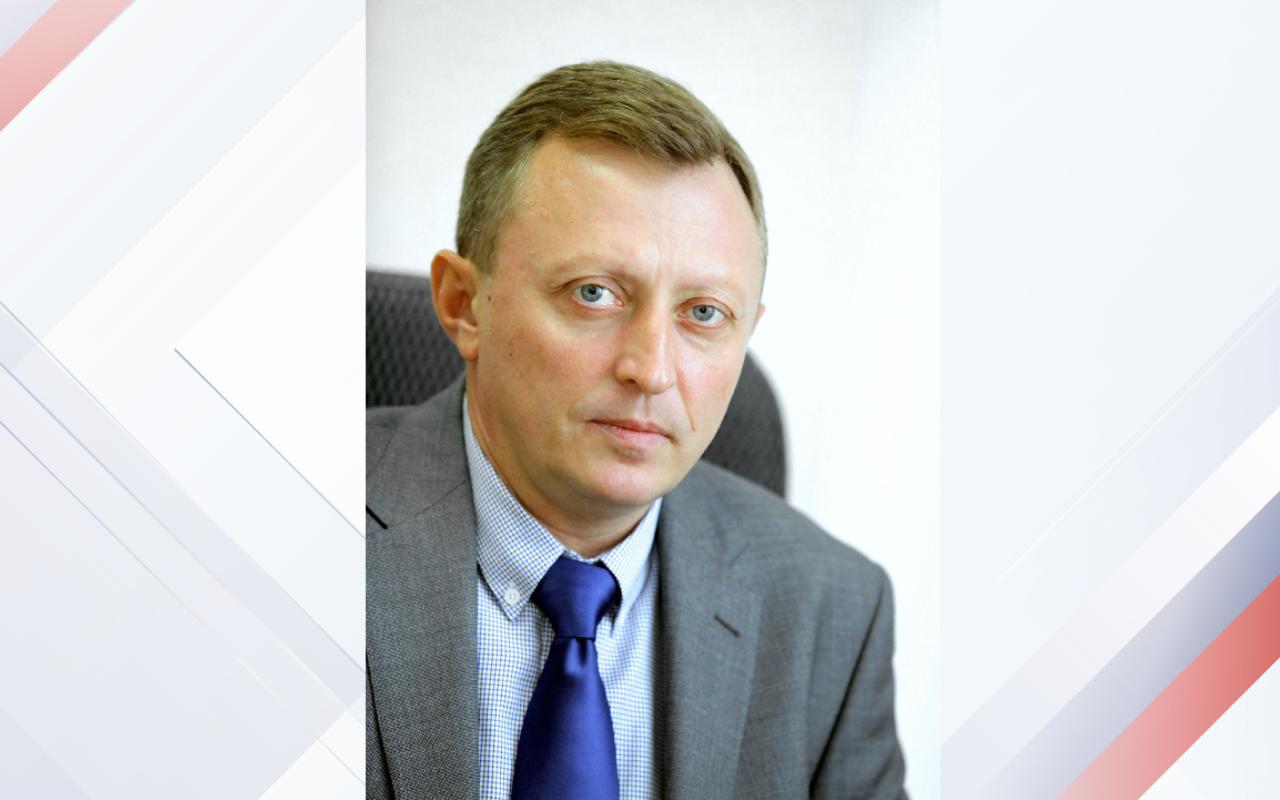 ФОТО к новости: И.о. ректора Сергей Александрович Нелюбов поздравляет поступающих с началом приемной кампании