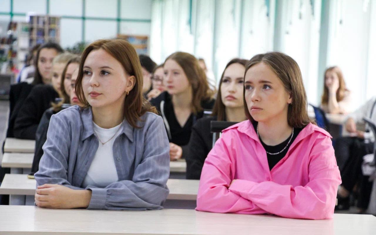 ФОТО к новости: Семья как ресурс: в НГПУ обсудили влияние проекта «Орлята России» на социальную активность родителей