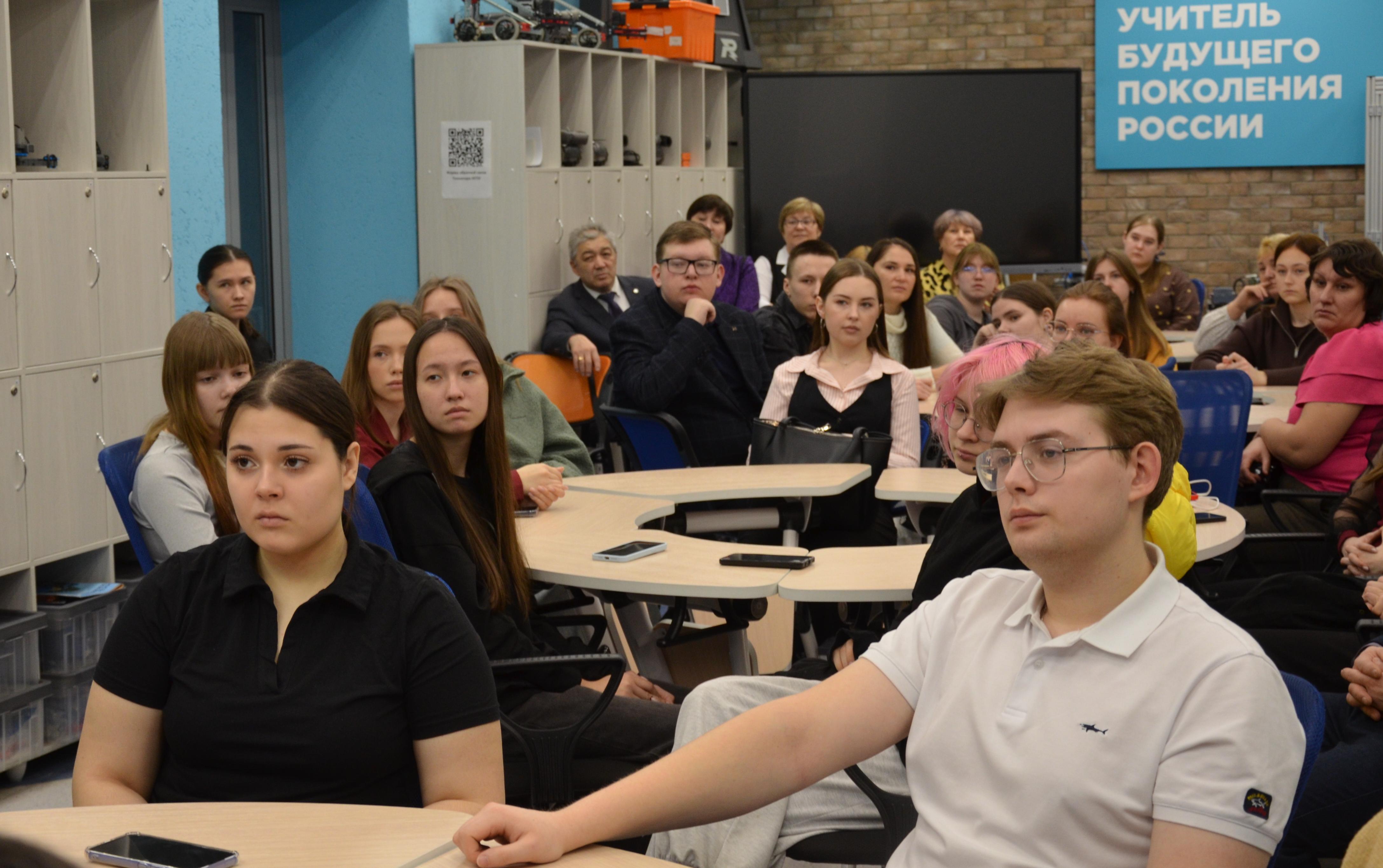 ФОТО к новости: День Краснозёрского и Убинского районов прошел в НГПУ