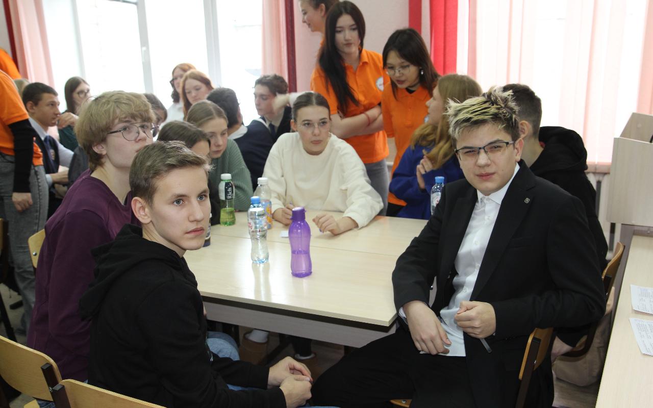 ФОТО к новости: Школа права: учатся школьники, учатся учителя