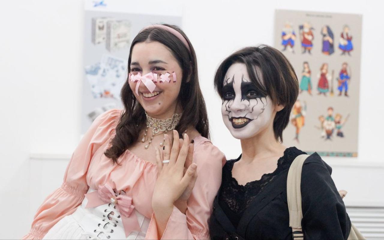 ФОТО к новости: Дневник ПедСибири: в НГХМ открылась выставка выпускных работ студентов Института искусств НГПУ