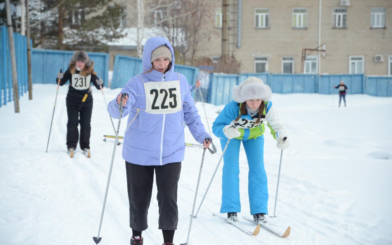 ФОТО к новости: Спартакиада РСО: лыжная гонка прошла в НГПУ 