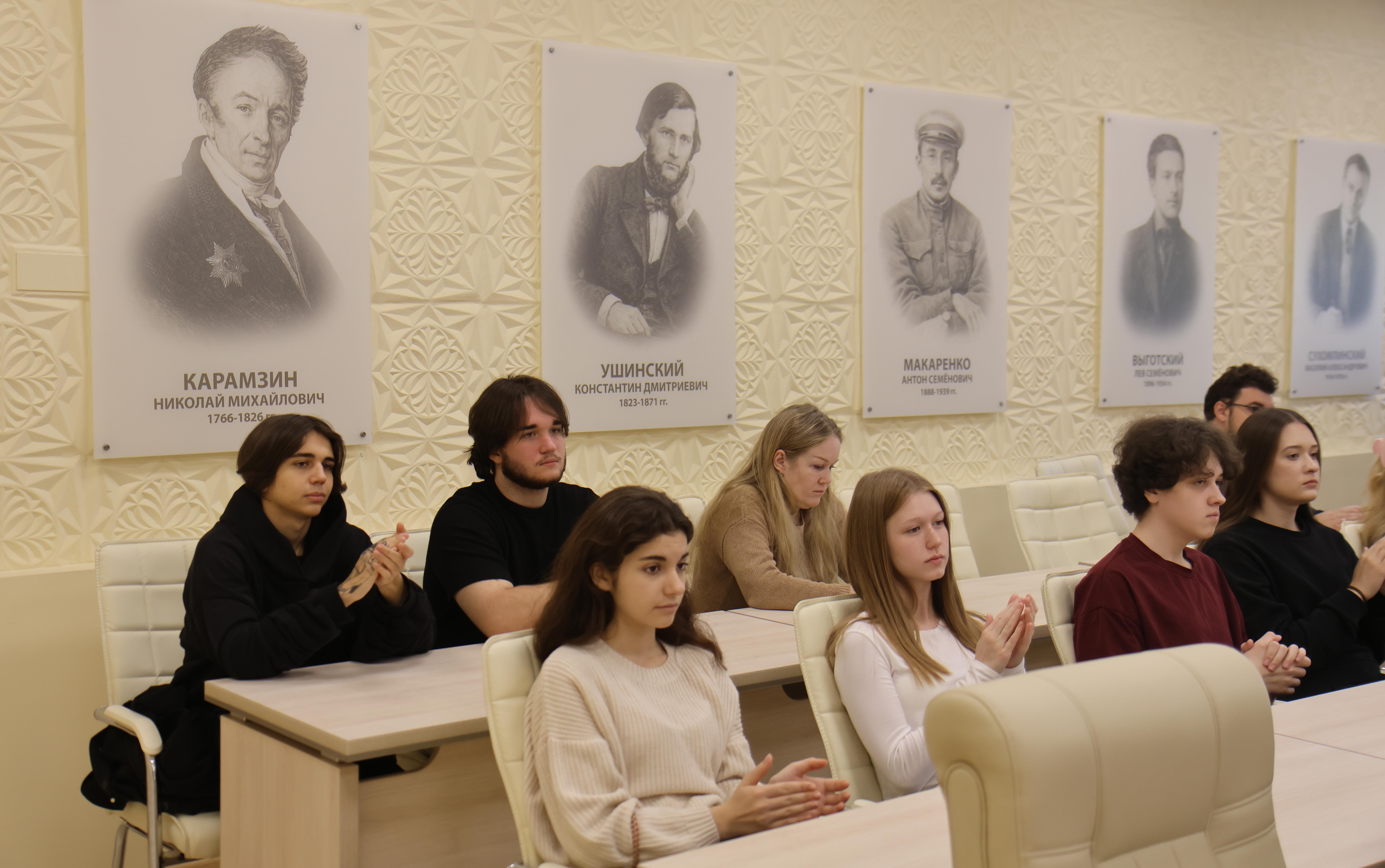 ФОТО к новости: Актуальные вопросы физиологии обсудили на Великановских чтениях в НГПУ 