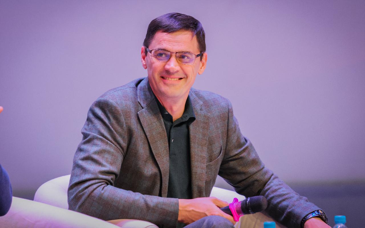 ФОТО к новости: Как стать героем спорта: олимпийские легенды раскрыли секреты студентам НГПУ