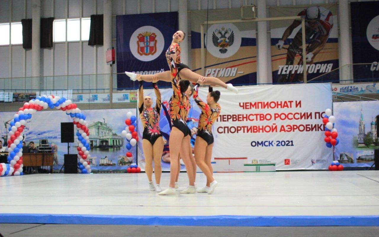 ФОТО к новости: Спортсменки НГПУ блеснули на чемпионате России