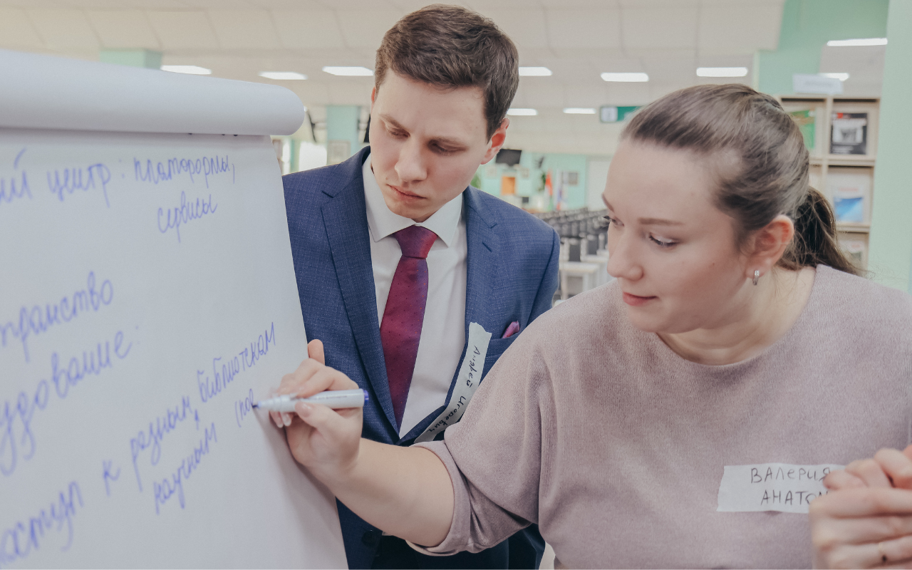 ФОТО к новости: Молодые преподаватели НГПУ встречаются с руководством: планы на дальнейшее развитие и поддержка новых кадров