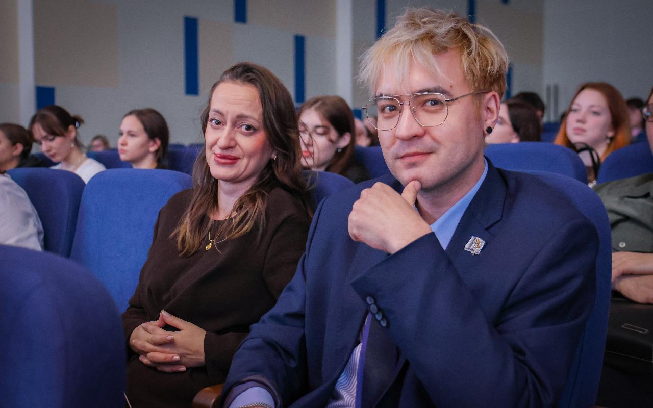 ФОТО к новости: Институт филологии и медиакоммуникаций НГПУ отметил 90-летний юбилей