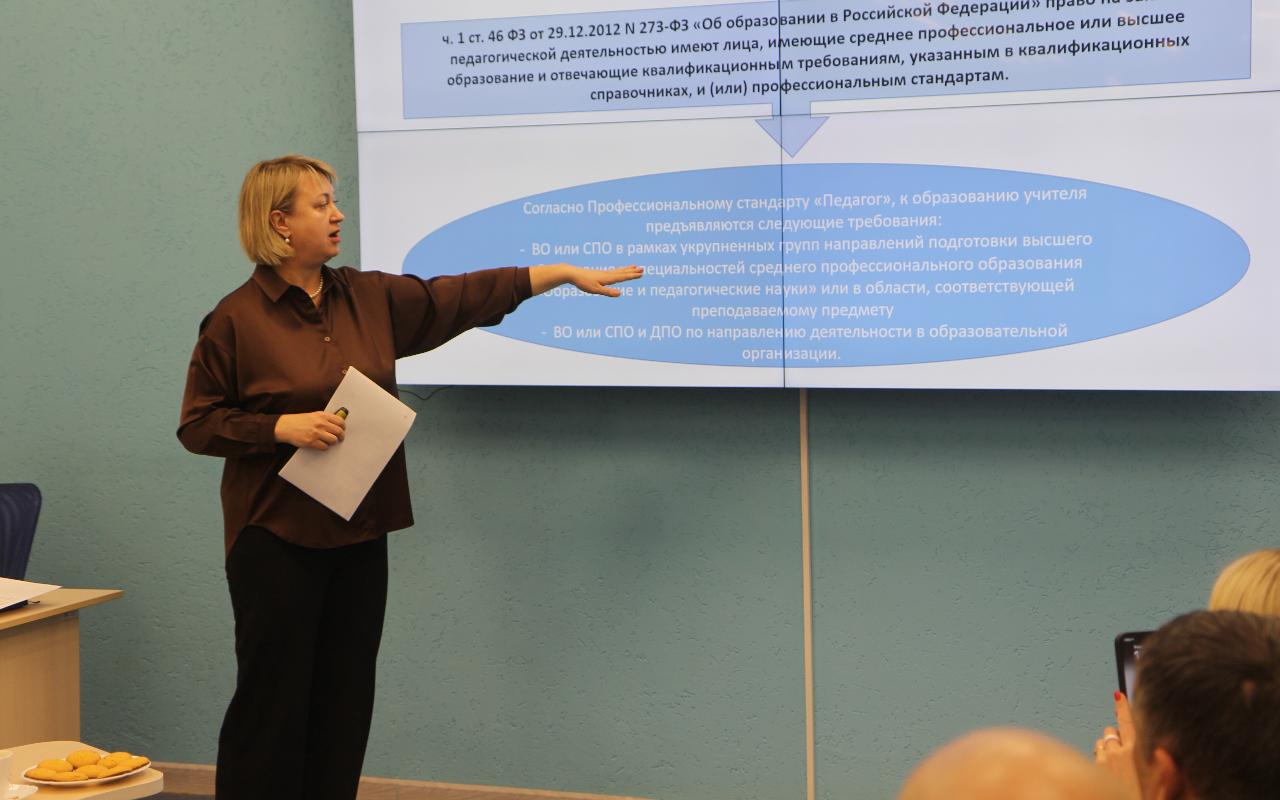 ФОТО к новости: С передовой – в студенты, а затем в педагоги: ректор НГПУ провел встречу с ветеранами СВО