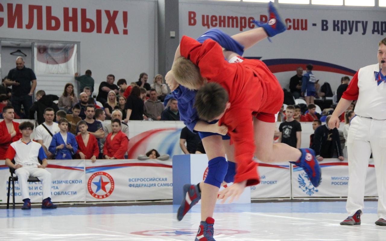 ФОТО к новости: «Самбо — наука побеждать»: в Новосибирске состоялся турнир «Кубок ректора НГПУ»