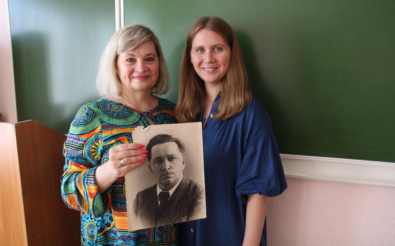 ФОТО к новости: Директор педагогического института в военное время, основатель педагогической династии: в НГПУ бережно хранят память о Викторе Цыбе