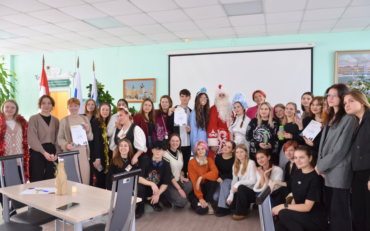 ФОТО к новости: В НГПУ прошёл фестиваль «Говорят под Новый год...»