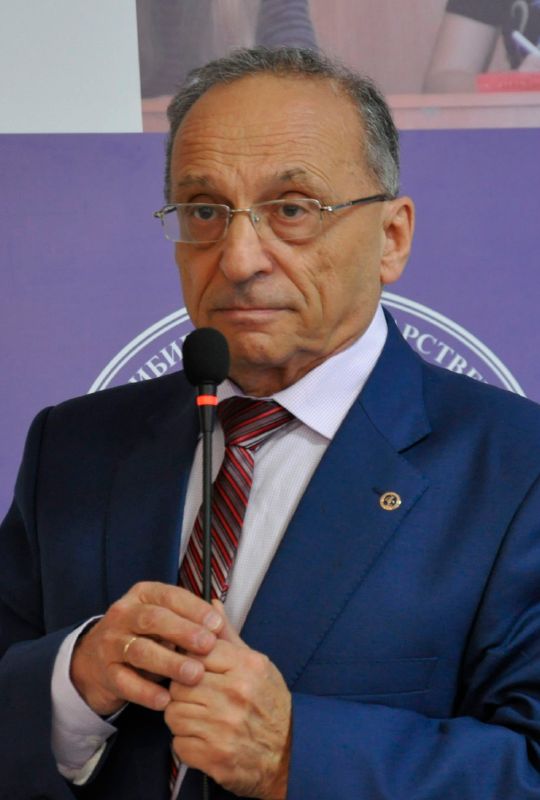 Институт естественных и социально-экономических наук