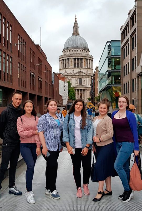 Факультет иностранных языков