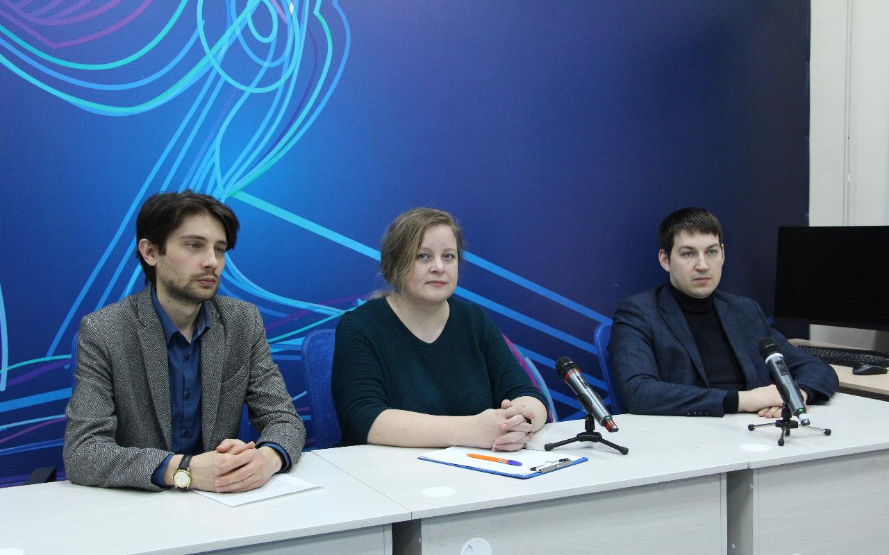 ФОТО к новости: НГПУ участвует в вебинарах Академии Минпросвещения России